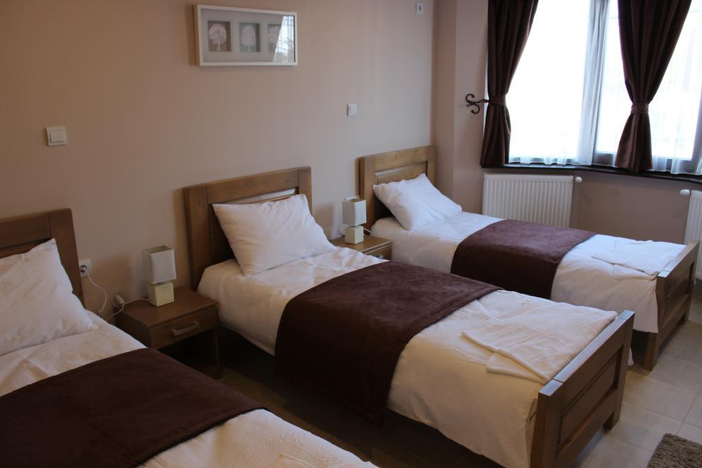 Bed and Breakfast Alice Panzio Gold à Kalocsa Chambre photo